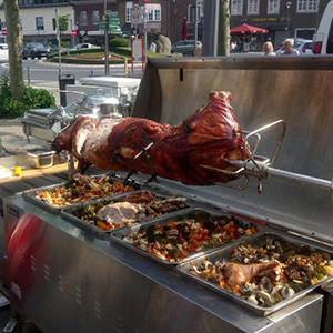 Spanferkel-Grill - Partyservice Schneebesen Spanferkel-Grill - Partyservice Schneebesen